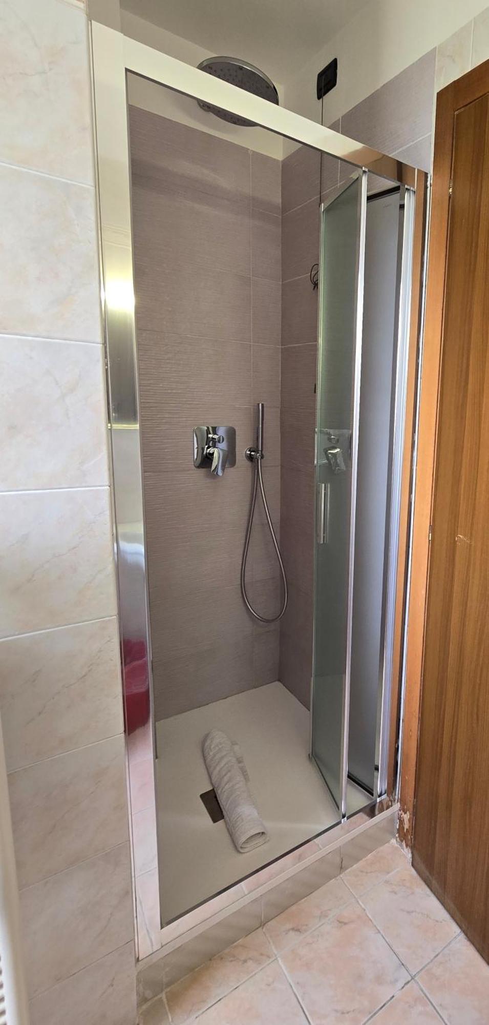 Single Room,1658757864:JPEG